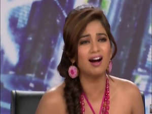 Indian Singer Shreya Ghoshal showing Hot BOOBS on a TV Show