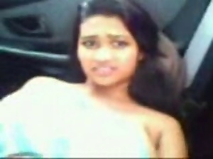 desi girl have fun in the car