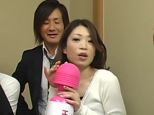 Japanese milf sucks a cock and welcomes it in her throbbing snatch