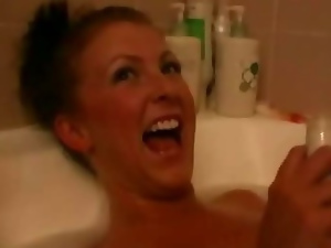 Pretty brunette amateur in bath with vibrator