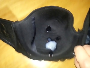 Cum on Stolen Etam Strapless Bra 36D from my Neighbour