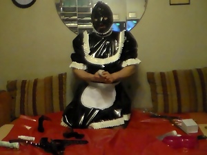 sissy maid biggi