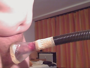 Vacuum Cleaner with cumming 2