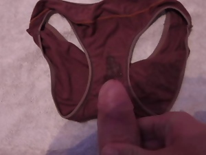 cum on neighbor daughter dirty panties