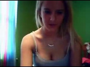 Shy Girl show on skype