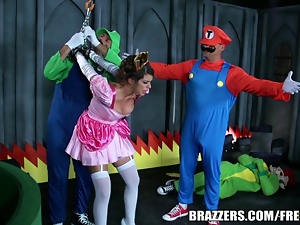 Brazzers - Mario and luigi parody double stuff