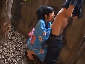 Virgin makes her first steps ctoan