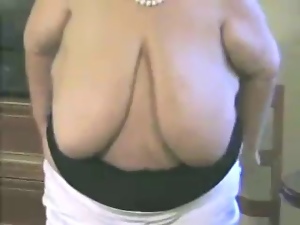 BBW granny breast play
