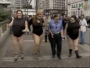 BBWs dancing Single Ladies on the Streets