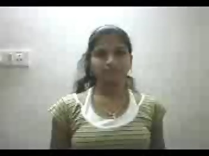 Marathi beauty strips and exposes b4 her lover