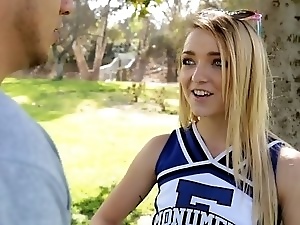 Petite High School Cheerleader Fucks Guy From Craigslist