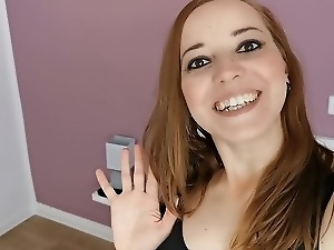 My Introduction Video! I introduce myself Hi I am Hannah