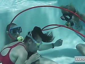 Underwater blowjob goes two way